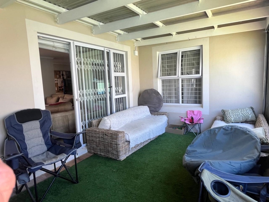 To Let 3 Bedroom Property for Rent in Sunningdale Western Cape